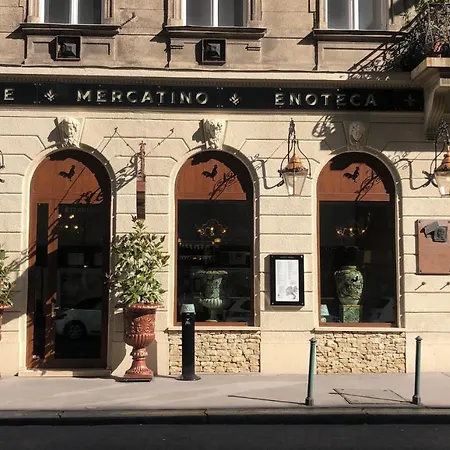 Supreme Center * בודפשט